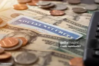 Deciding when to take social security benefits