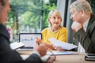 What Makes a Financial Advisory Firm Stand Out?